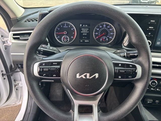 Used 2023 Kia K5 LXS image 16