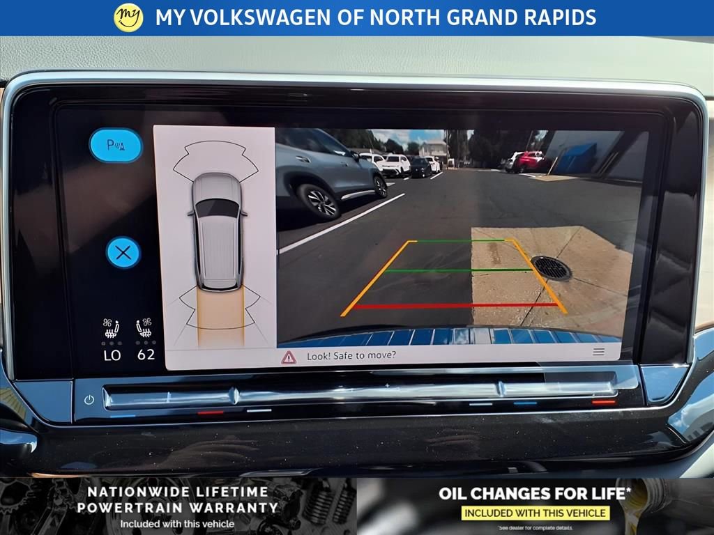 New 2026 Volkswagen Atlas SE image 8