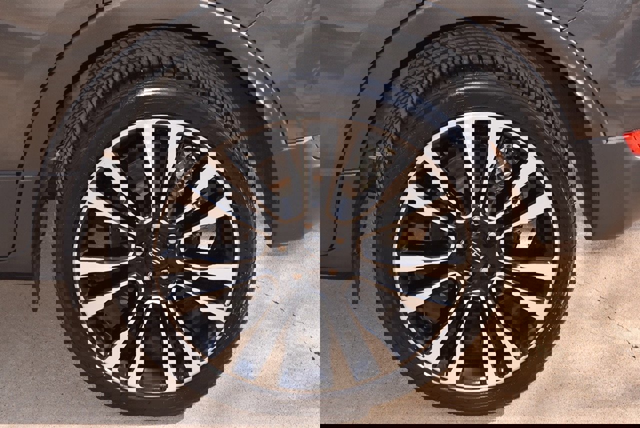 Used 2019 Lincoln MKC Reserve image 37