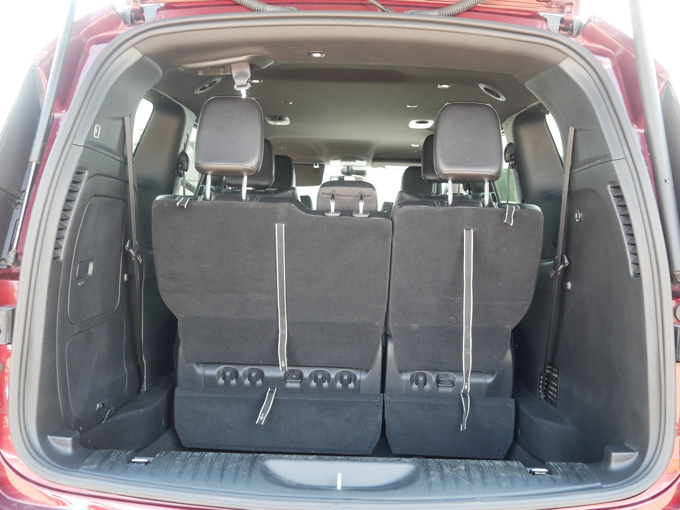 Used 2023 Chrysler Pacifica Touring-L w/ S Appearance Package FWD image 18