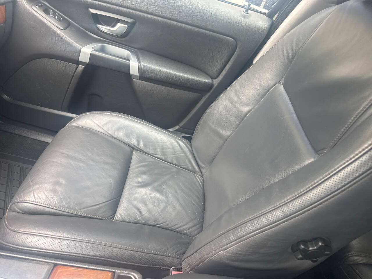 Used 2010 Volvo XC90 V8 AWD/4WD image 39