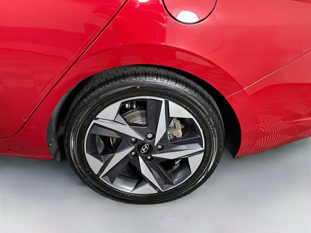 Used 2021 Hyundai Elantra Limited w/ Cargo Package FWD image 36