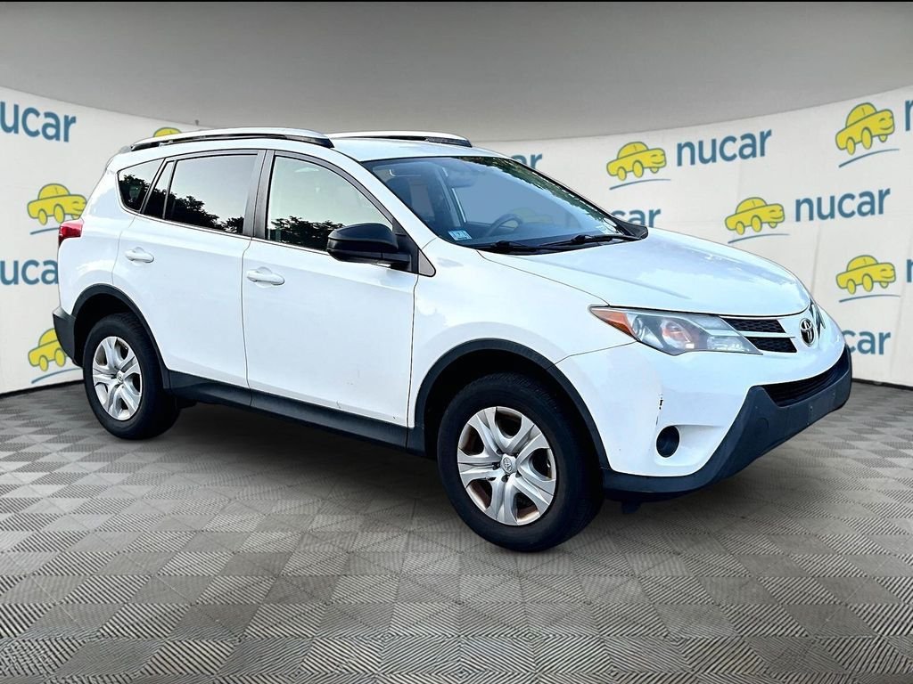 Used 2015 Toyota RAV4 LE AWD/4WD image 1
