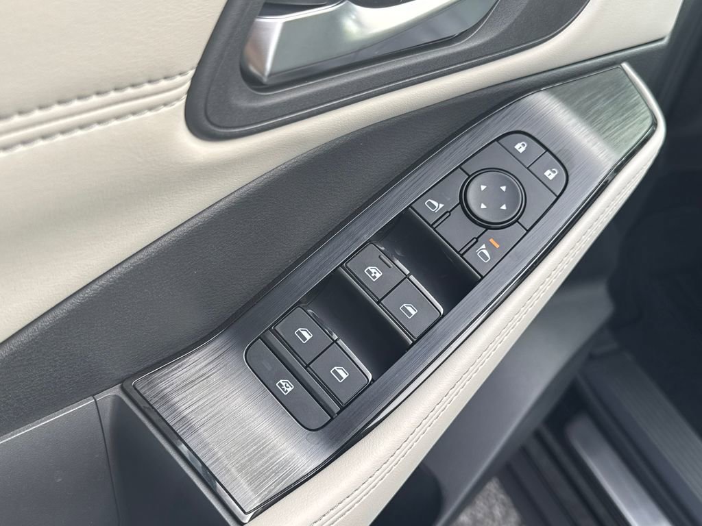 New 2026 Nissan Rogue Dark Armor image 12