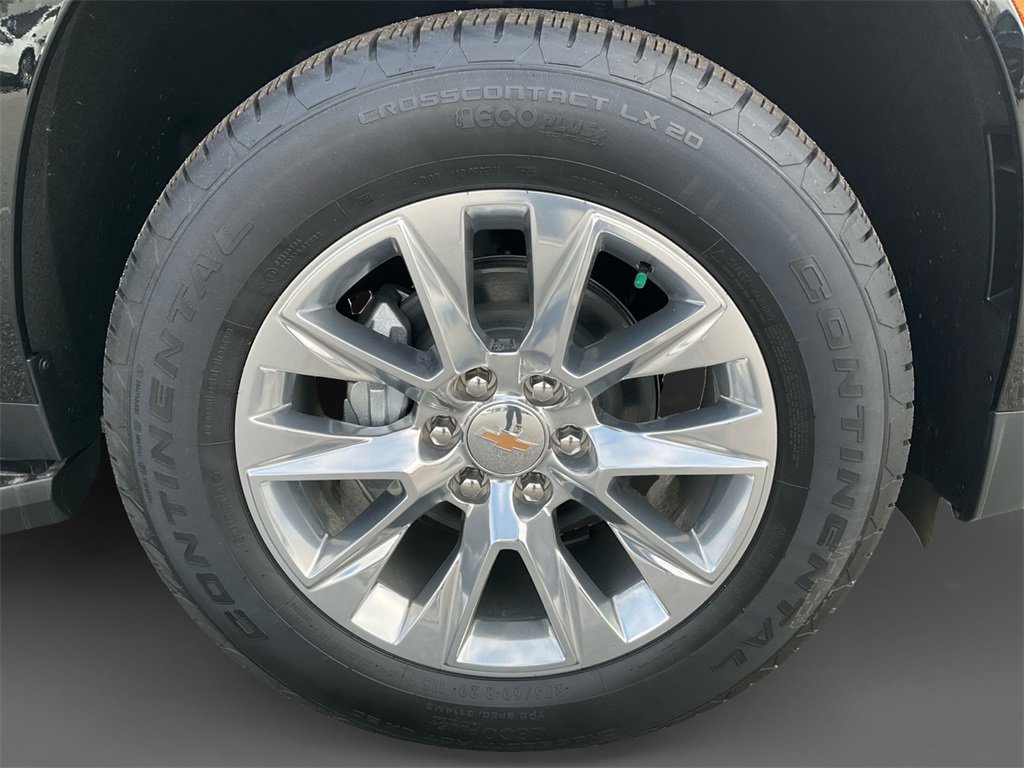 New 2026 Chevrolet Suburban Premier image 15