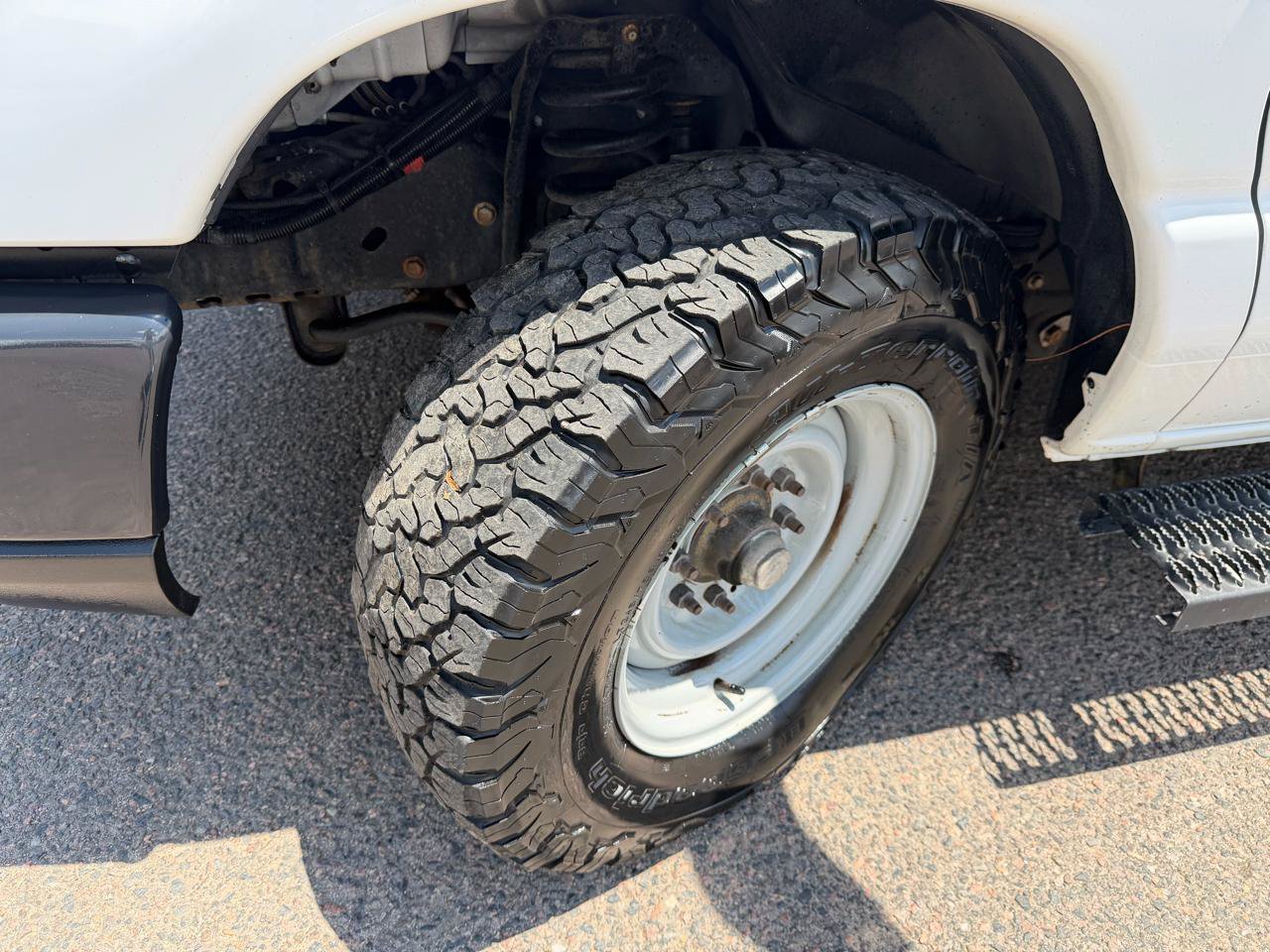 Used 2017 Ford E-350 and Econoline 350 Super Duty RWD image 28