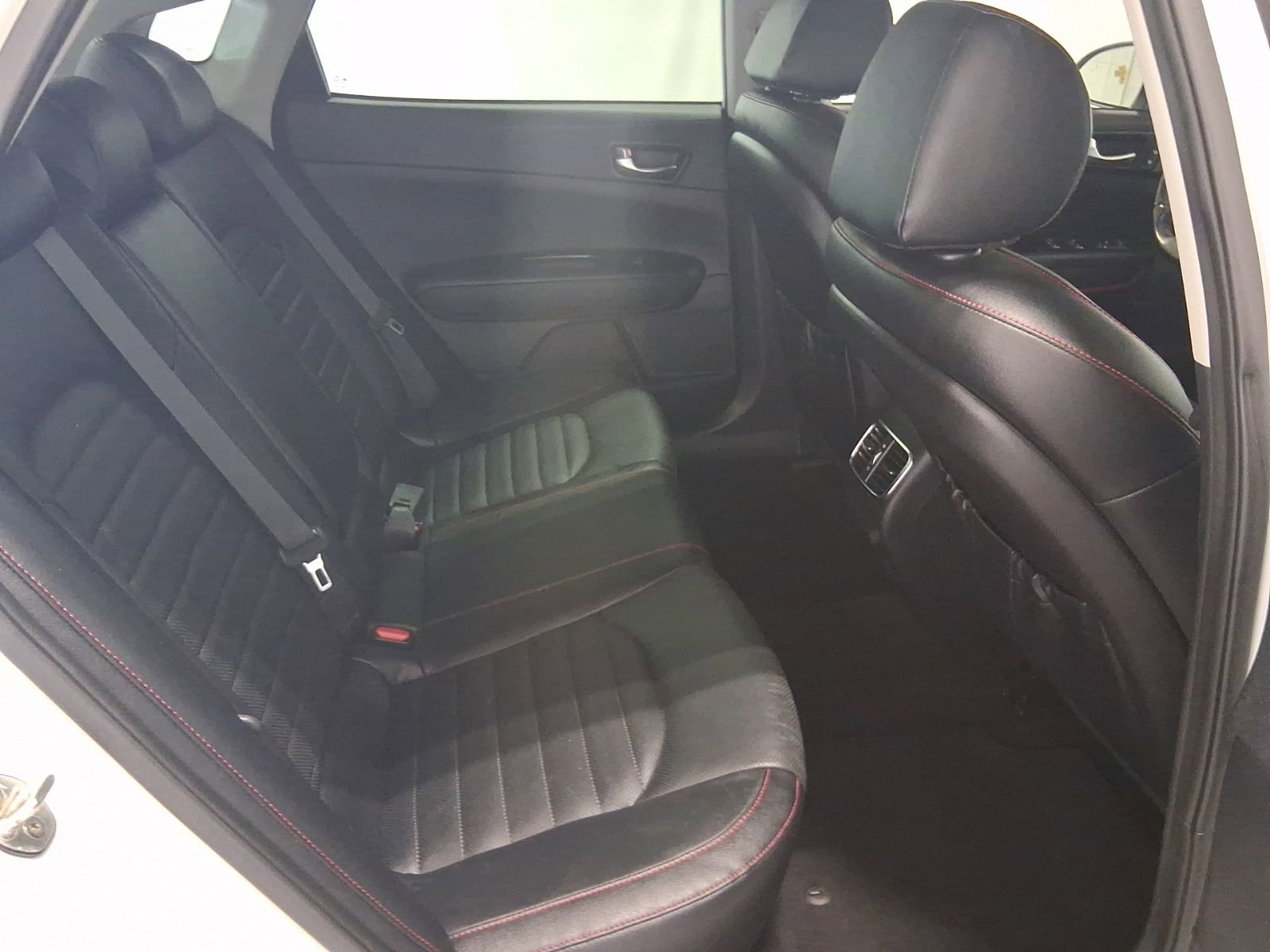 Used 2019 Kia Optima SX FWD image 15