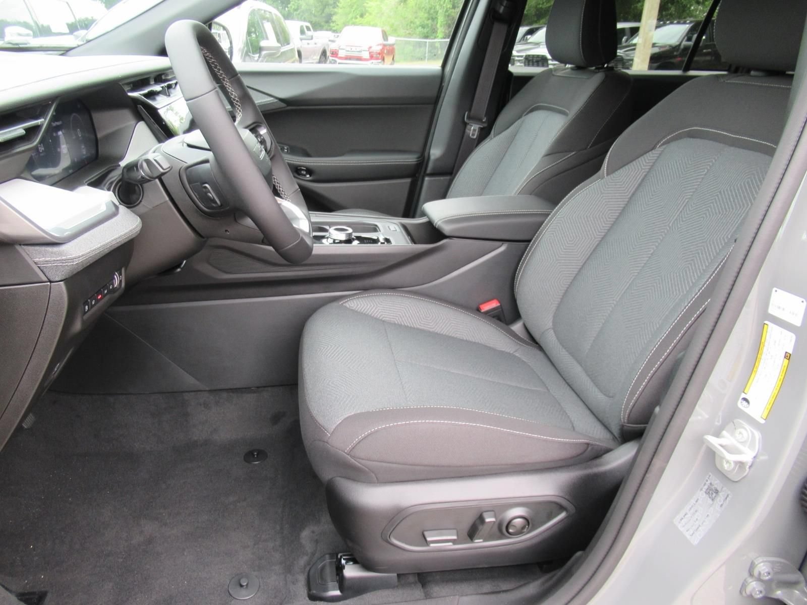 New 2026 Jeep Cherokee Laredo AWD/4WD image 18