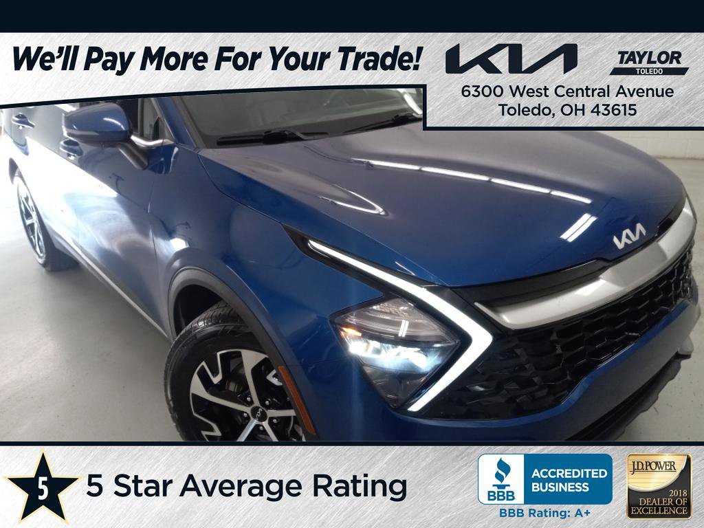 Used 2023 Kia Sportage EX FWD image 1