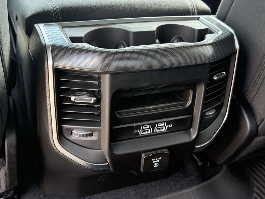New 2026 RAM 1500 Big Horn AWD/4WD image 14
