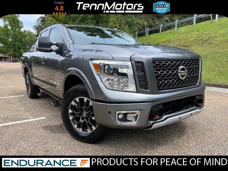 Used 2018 Nissan Titan PRO-4X w/ Pro-4x Convenience Package AWD/4WD image 3
