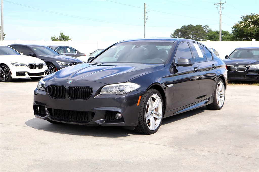 Used 2013 BMW 550i xDrive Sedan AWD/4WD image 3