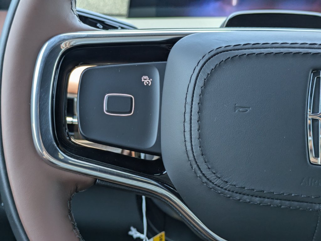 New 2027 Lincoln Navigator Reserve AWD/4WD image 28