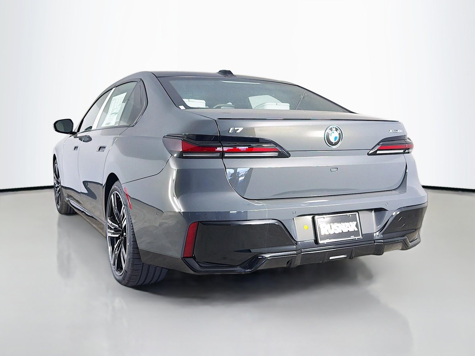 New 2026 BMW i7 xDrive60 AWD/4WD image 5