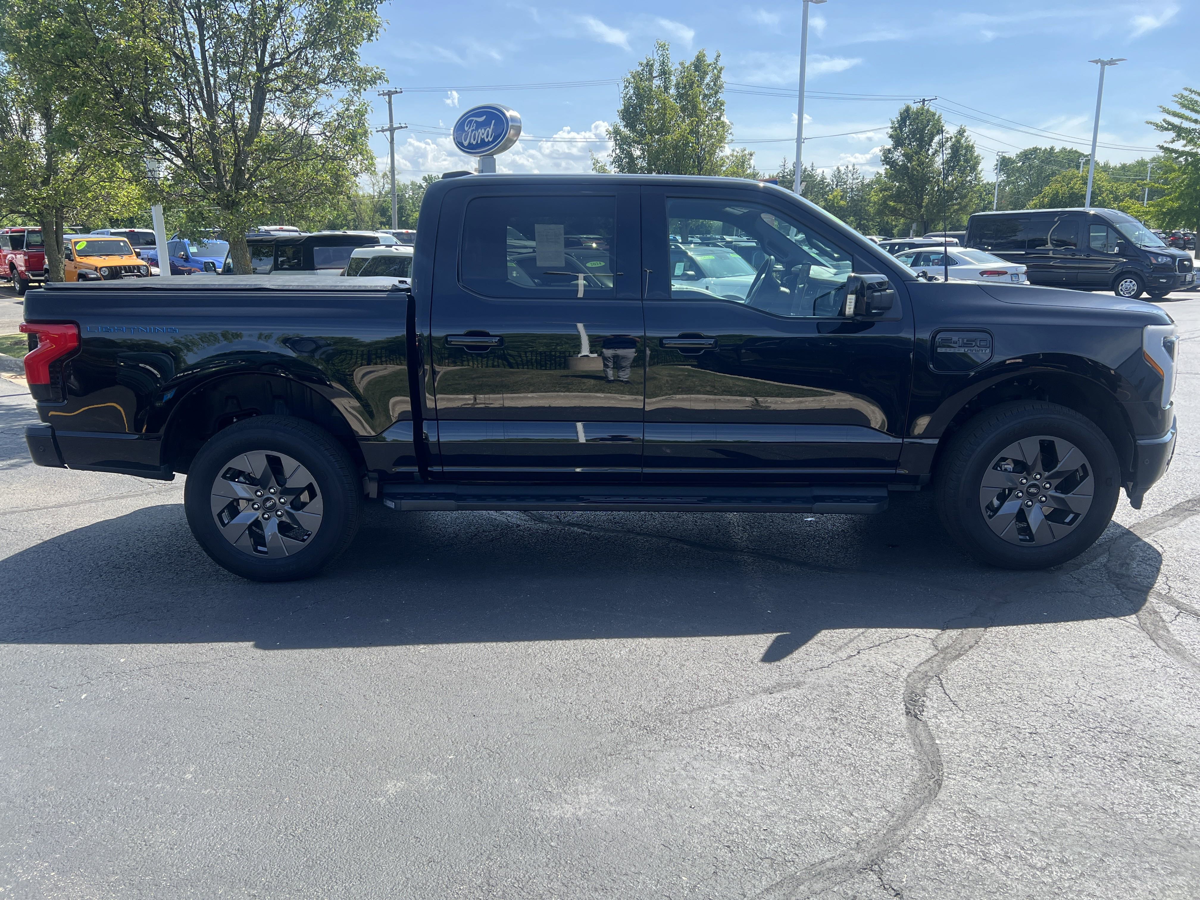 Certified 2023 Ford F150 Lightning Lariat video 2