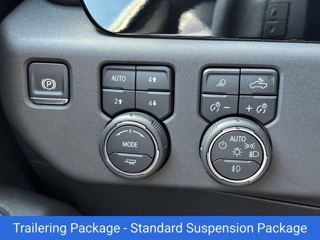 Certified 2025 Chevrolet Silverado 1500 RST AWD/4WD image 15