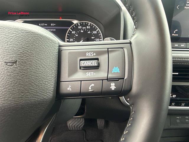 Certified 2025 Nissan Rogue SV FWD image 22