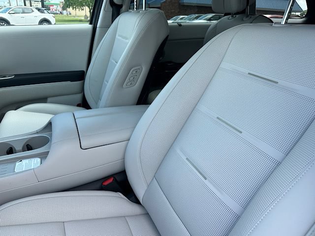 New 2026 Hyundai Palisade Calligraphy AWD/4WD image 16