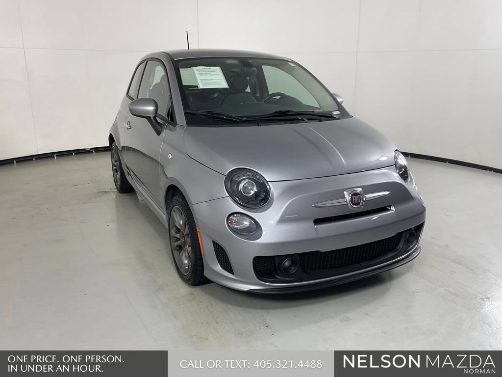 Used 2018 FIAT 500 Pop w/ Urbana Appearance Package FWD image 3