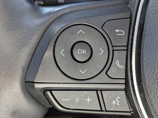 Used 2021 Toyota RAV4 XLE Premium AWD/4WD image 25