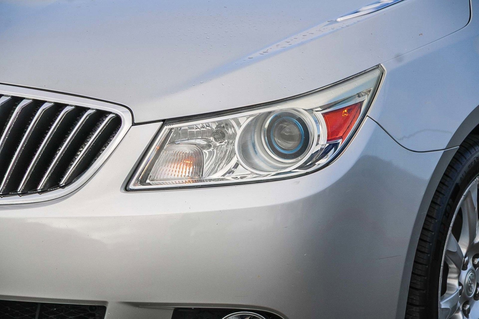 Used 2013 Buick LaCrosse Touring image 8