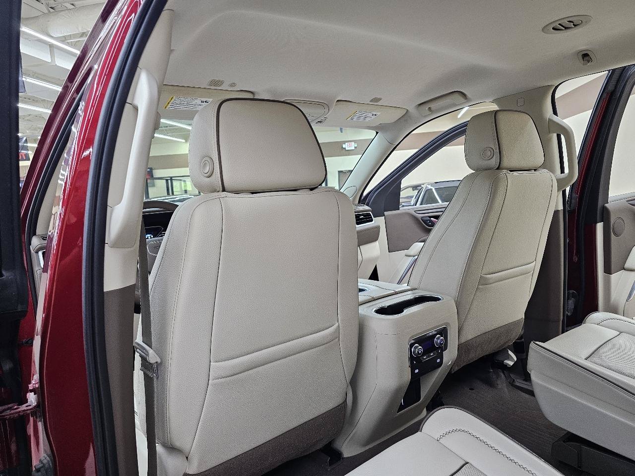 Used 2021 GMC Yukon Denali RWD image 27