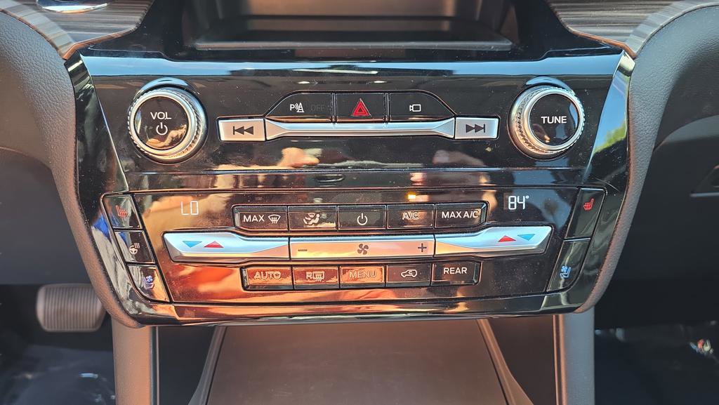 Used 2021 Ford Explorer Limited w/ Hybrid Equipment Group 310A image 20