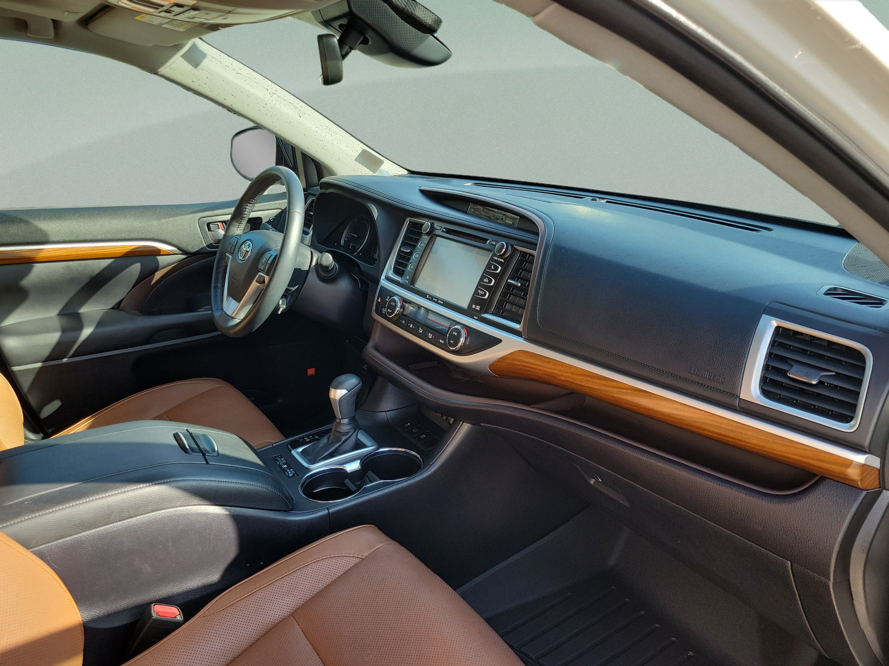 Used 2019 Toyota Highlander Limited Platinum AWD/4WD image 31
