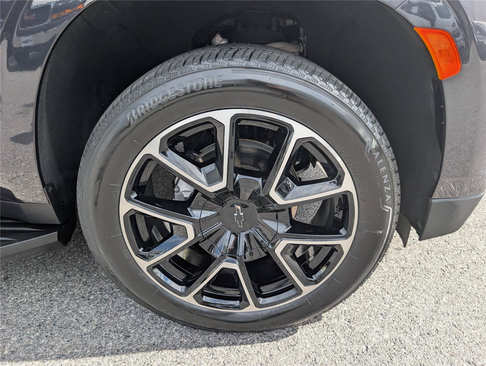 Used 2024 Chevrolet Tahoe RST w/ Luxury Package AWD/4WD image 9