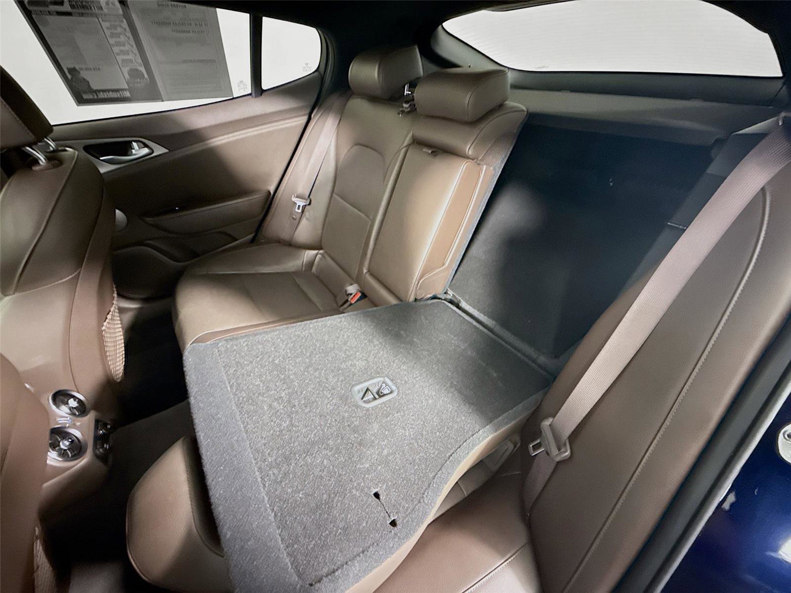 Used 2020 Kia Stinger GT image 19