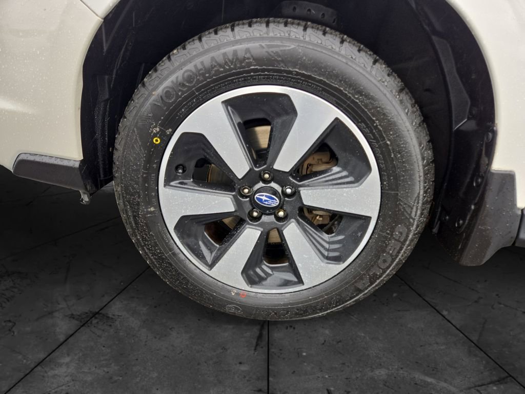 Used 2018 Subaru Forester 2.5i w/ Alloy Wheel Package image 14