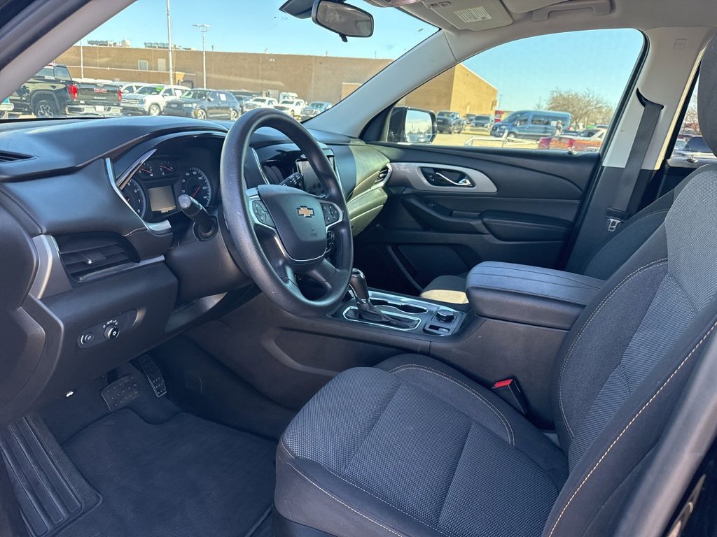 Used 2020 Chevrolet Traverse LS image 10