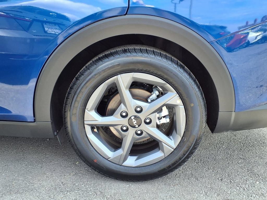 Used 2025 Kia K4 FWD image 25
