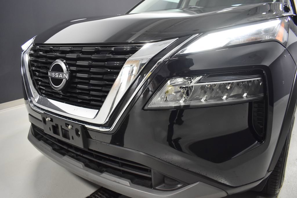 Certified 2023 Nissan Rogue SV image 11