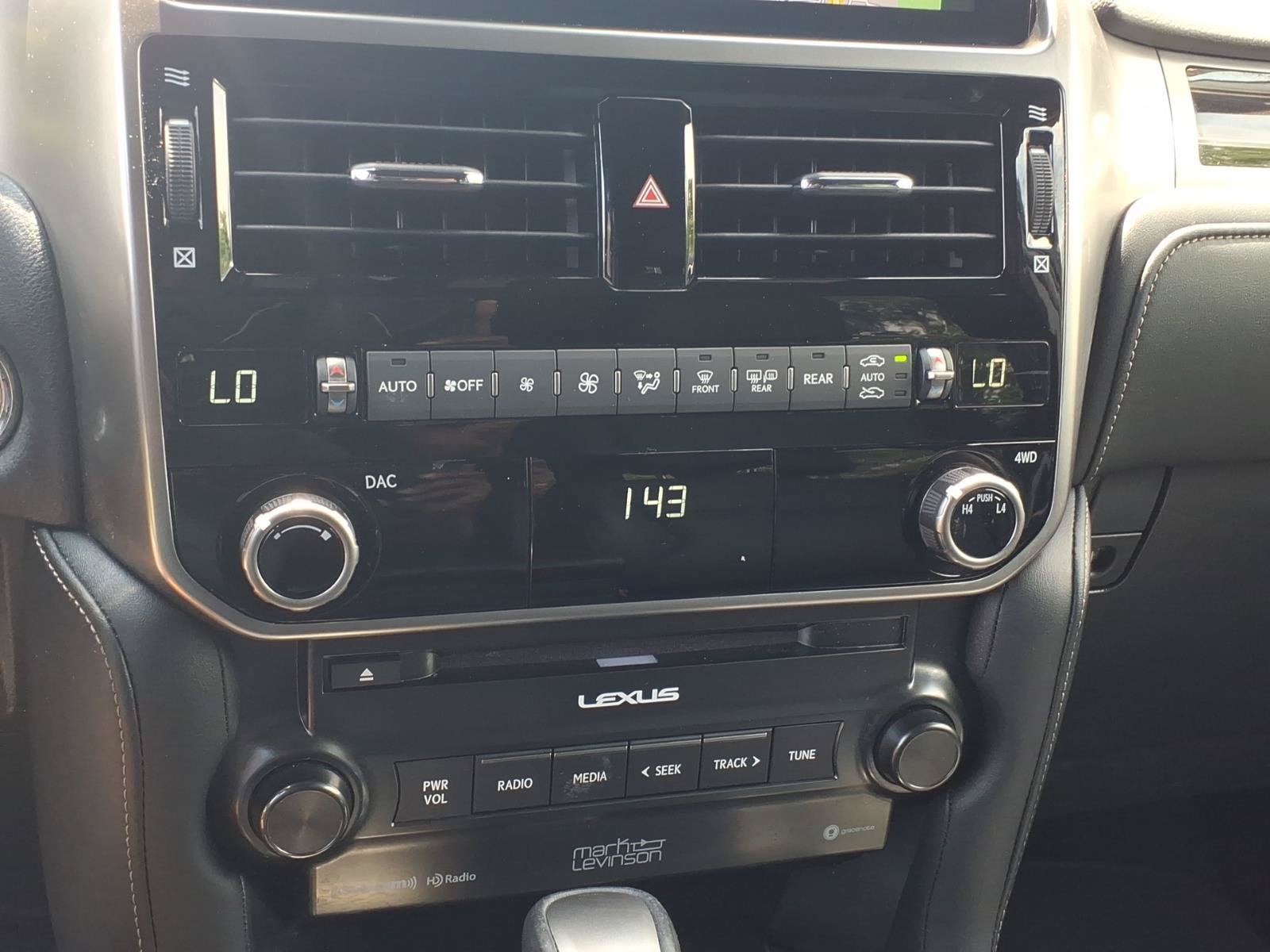 Certified 2022 Lexus GX 460 Premium w/ Premium Plus Package AWD/4WD image 12