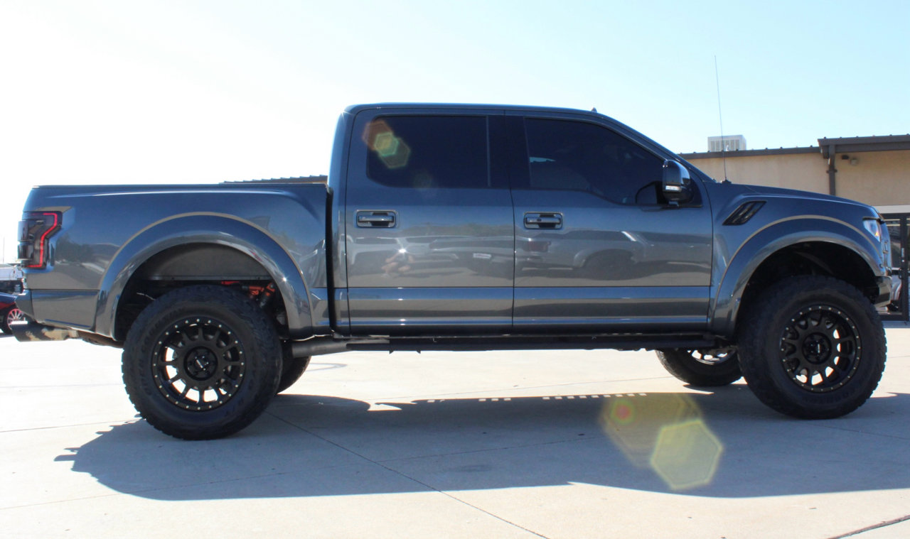 Used 2019 Ford F150 Raptor w/ Equipment Group 802A Luxury image 18