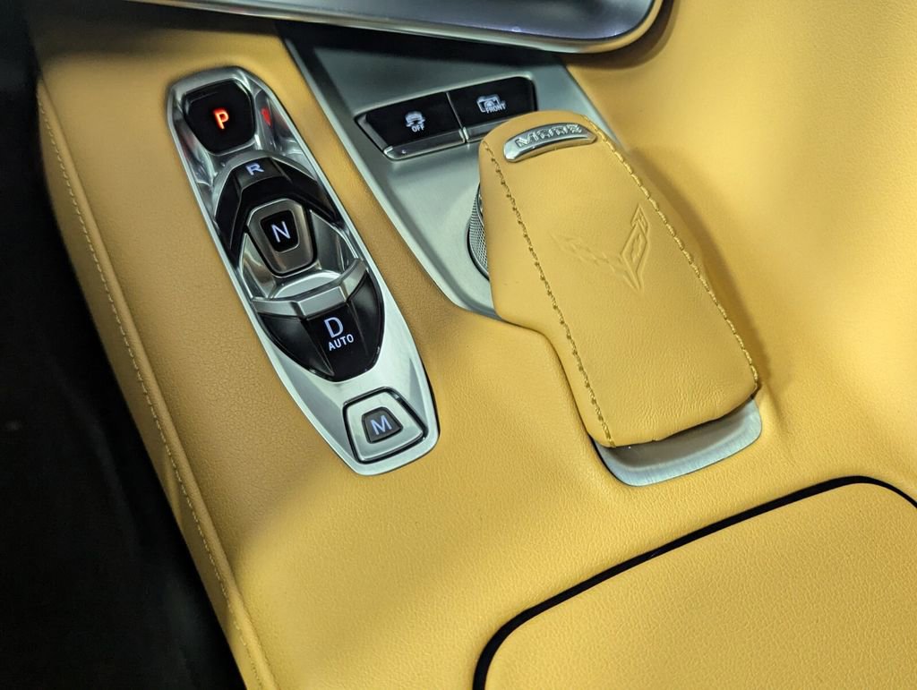 Used 2024 Chevrolet Corvette Stingray Preferred Cpe w/ Battery Protection Package image 21