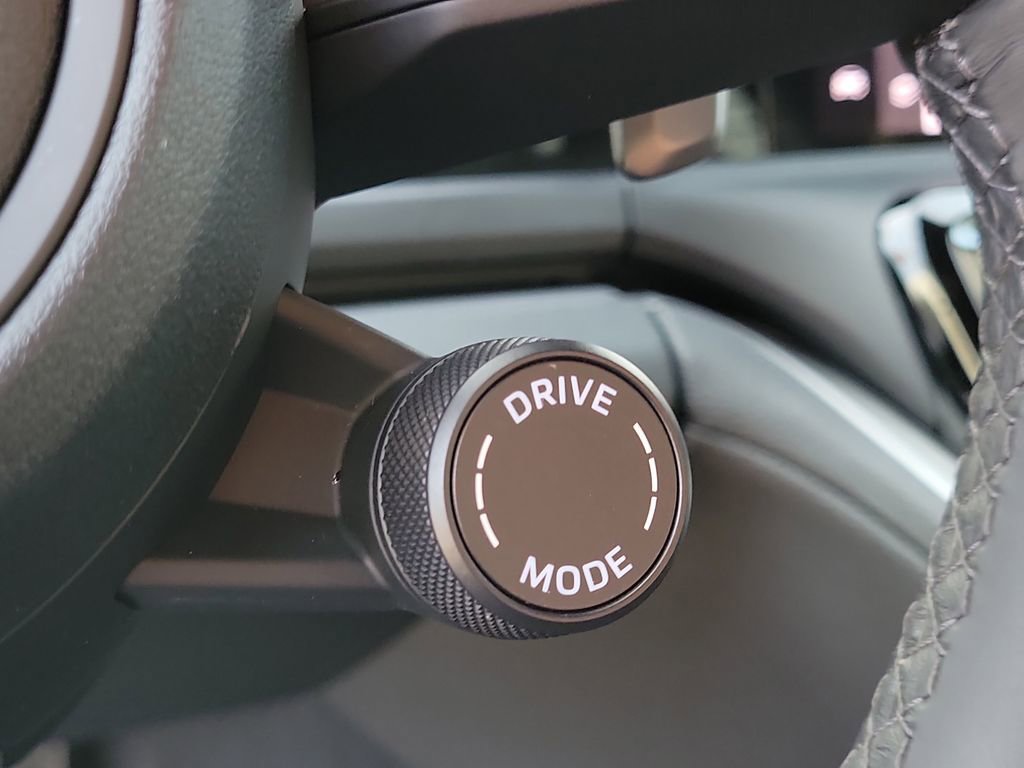 Certified 2024 Porsche Panamera Base image 38