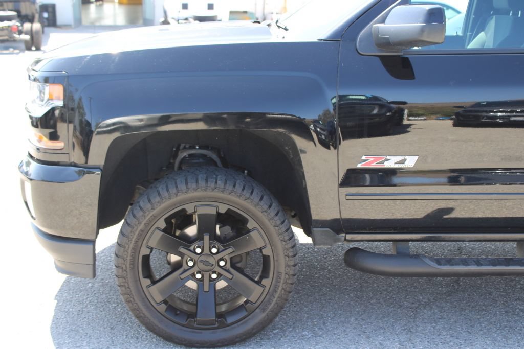 Used 2017 Chevrolet Silverado 1500 LT w/ Rally 2 Edition AWD/4WD image 7