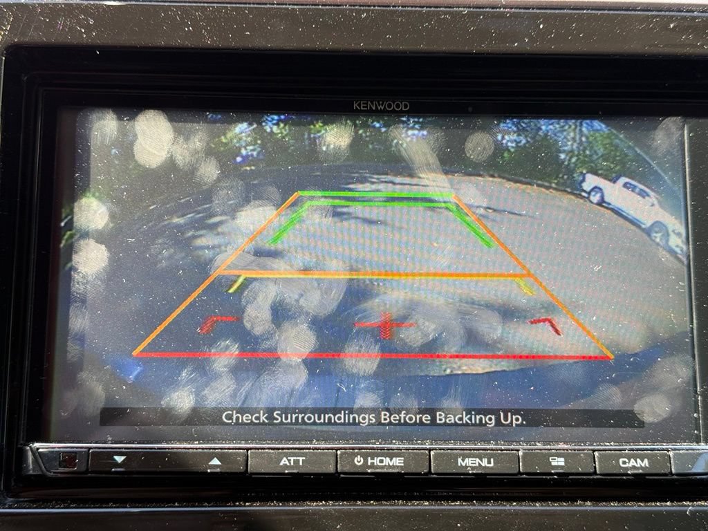 Used 2017 Subaru Outback 2.5i Limited AWD/4WD image 11