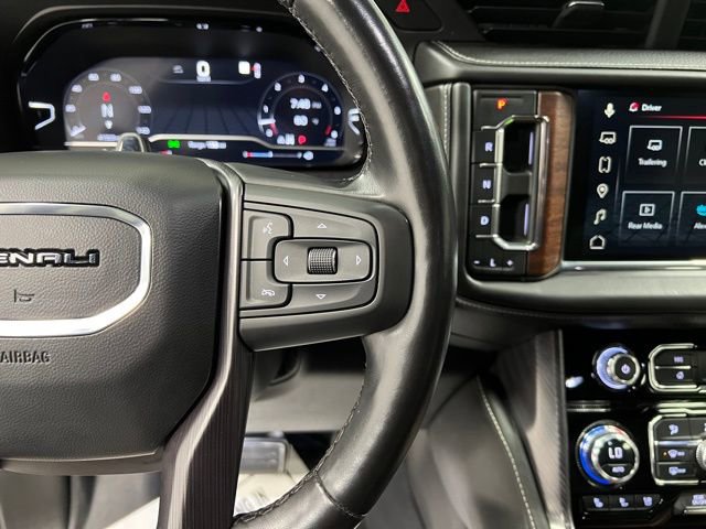 Used 2023 GMC Yukon XL Denali Ultimate image 30