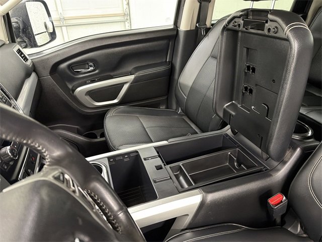 Used 2017 Nissan Titan PRO-4X image 22