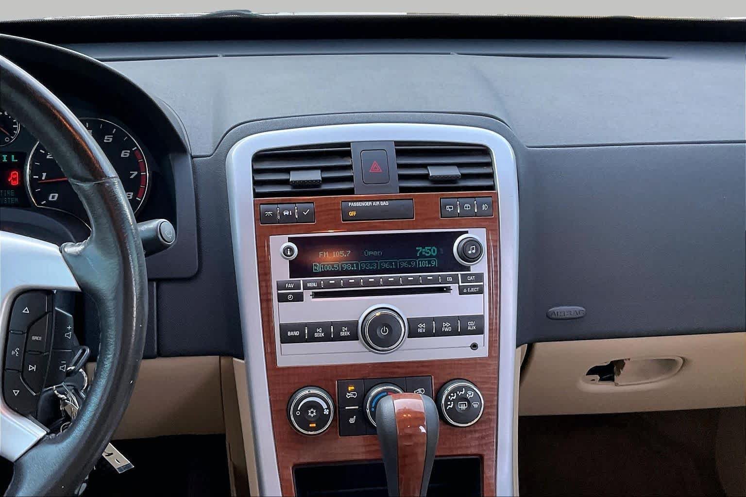Used 2007 Chevrolet Equinox LT w/ LT Preferred Equipment Group FWD image 6