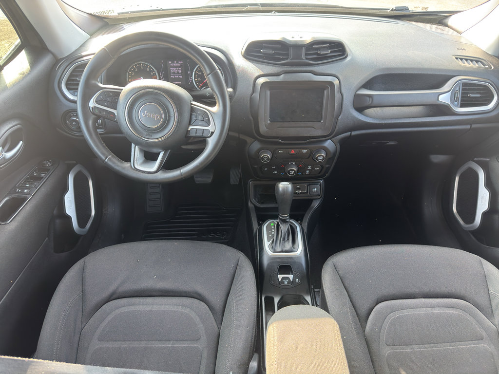 Used 2020 Jeep Renegade Latitude FWD image 11