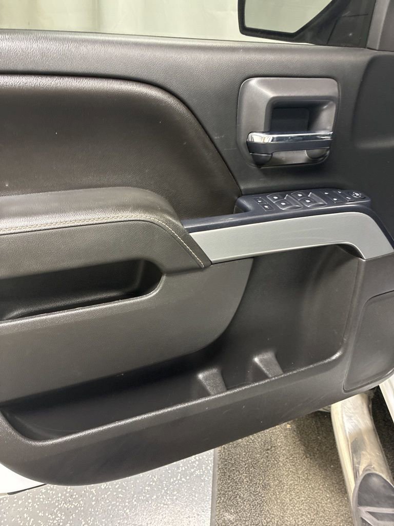 Used 2017 Chevrolet Silverado 1500 LT w/ All Star Edition image 13