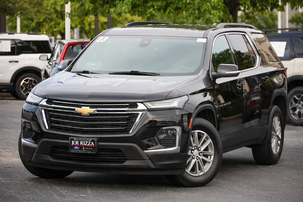 Used 2023 Chevrolet Traverse LT FWD image 18