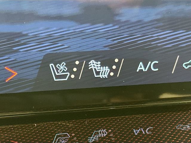 New 2026 Chevrolet Traverse RS image 21