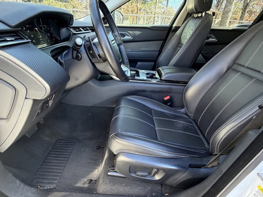 Used 2018 Land Rover Range Rover Velar S image 23