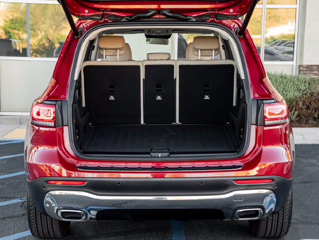 Used 2021 Mercedes-Benz GLB 250 4MATIC image 37