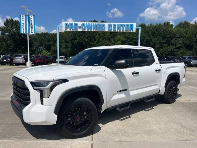 Used 2023 Toyota Tundra SR5 w/ SR5 Convenience Package AWD/4WD image 2